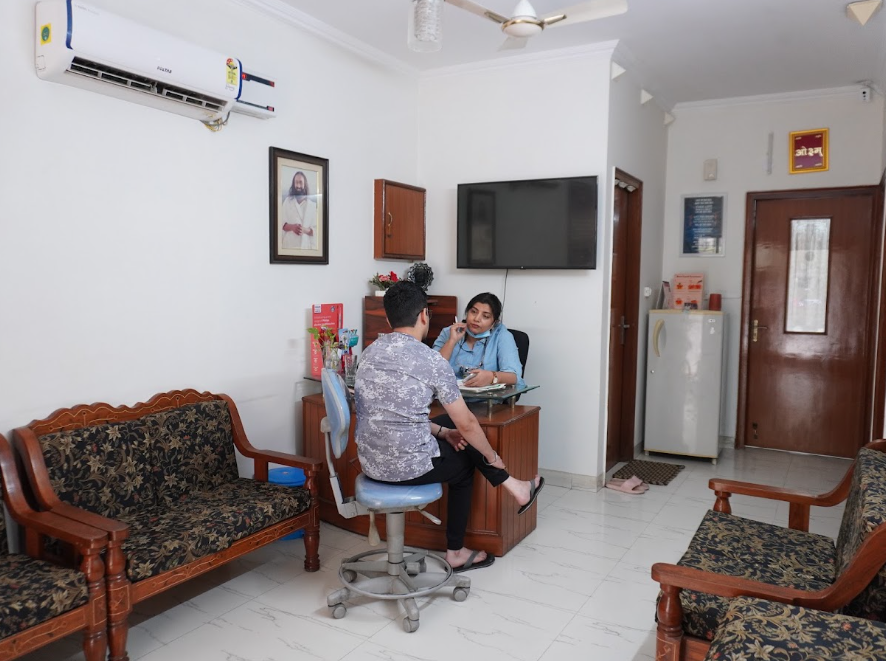 Arogya Dental Center – Dental Clinic in Dwarka  Sector 12 - Image 2